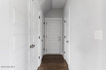 Building Photo - 318 Holbrook Ln