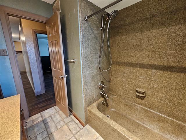 Building Photo - 1701 Coral Rock Ct