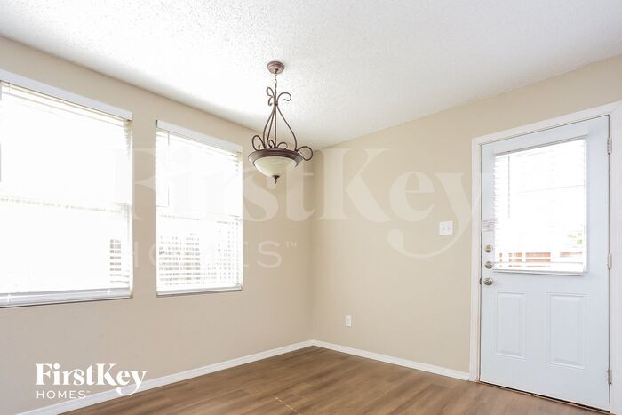 Building Photo - 345 Firewheel Rd