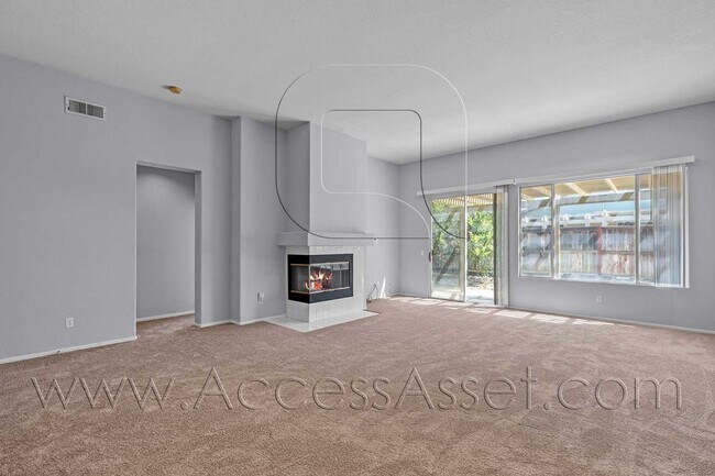 Building Photo - 27090 Adelanto Dr