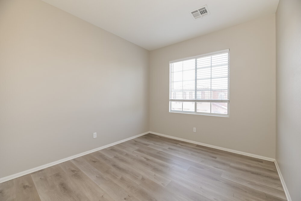 Building Photo - 671 Baffin Island Rd