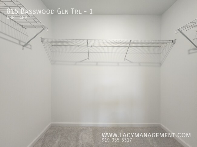 Building Photo - 815 Basswood Gln Trl