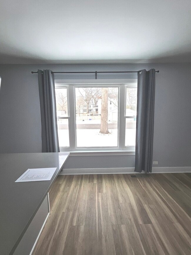 Building Photo - 16637 W Brockman Ave