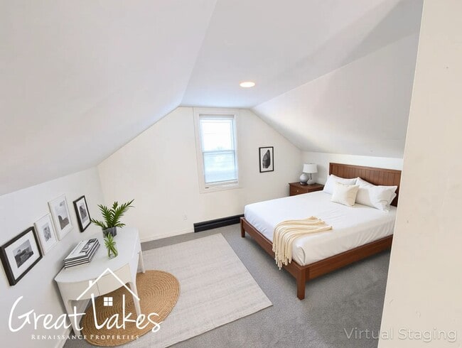 Building Photo - Lovely 3 Bedroom 1 Bathroom now available ...