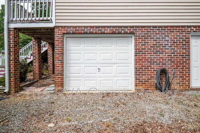 Building Photo - 4718 Mason Dale Dr