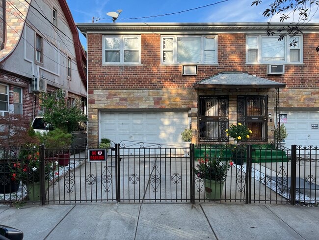 Building Photo - 90-25 179th St