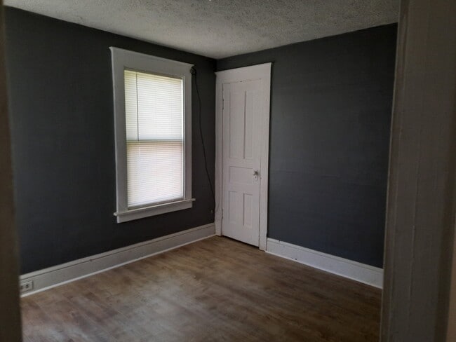 Building Photo - 203 Wilson St