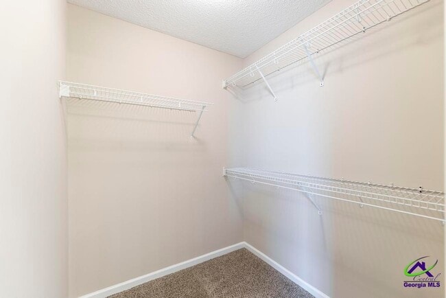 Building Photo - 462 Falkirk Dr