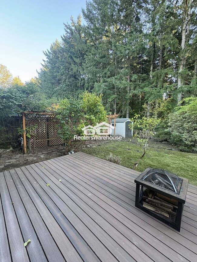 Building Photo - 4 Bedroom Maple Valley Home with a Bonus Room!