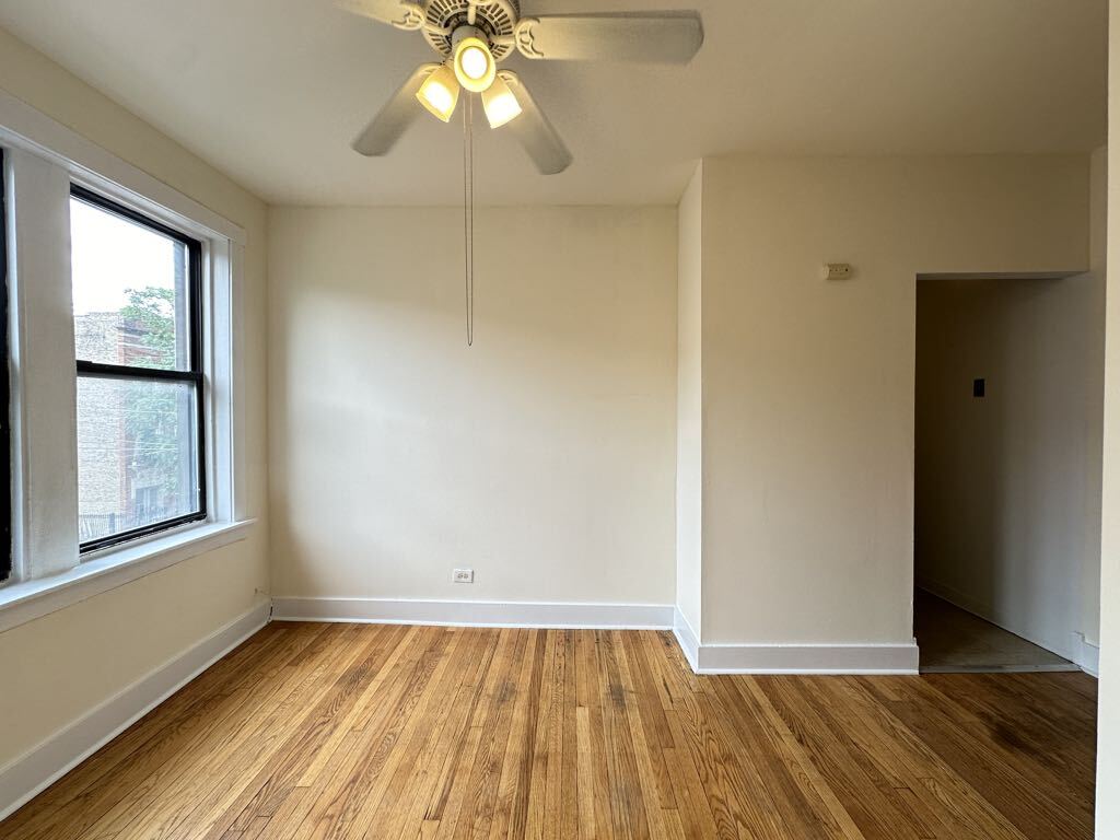 Building Photo - 1532 N Kedzie Ave