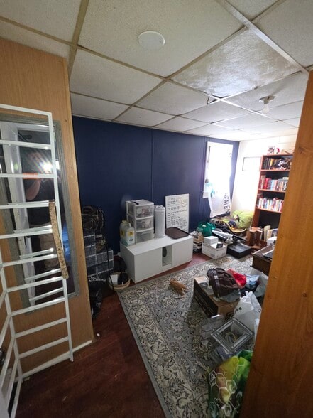 Building Photo - 294 N Church Rd