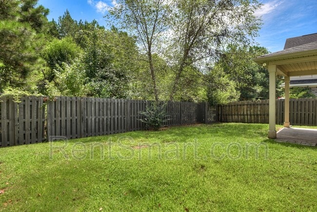 Building Photo - 327 Buxton Ln