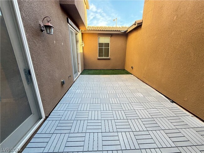 Building Photo - 11398 Belmont Lake Dr