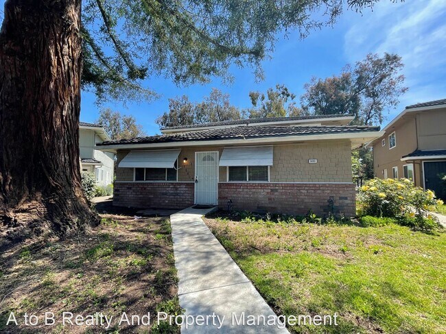 Primary Photo - 2 br, 1 bath House - 5680 Calmor Ct #1