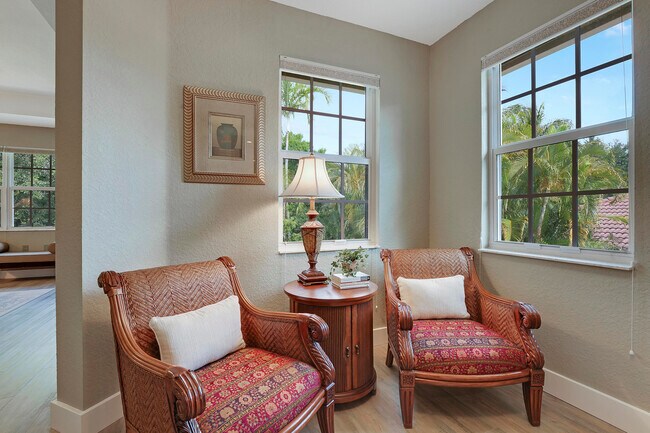 Building Photo - 127 Via Castilla