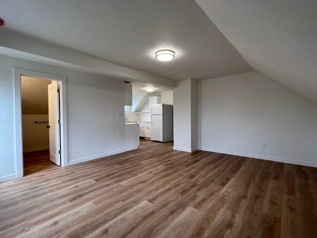 Living Room - 2509 Oakes Ave
