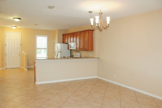 Building Photo - 14252 Confetti Dr
