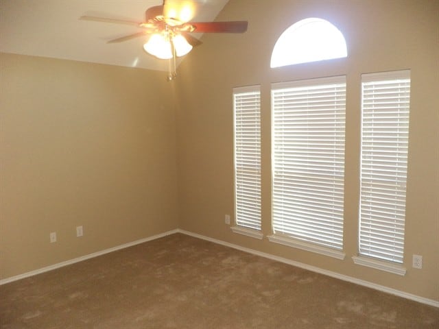 Building Photo - 741 Fairview Ave