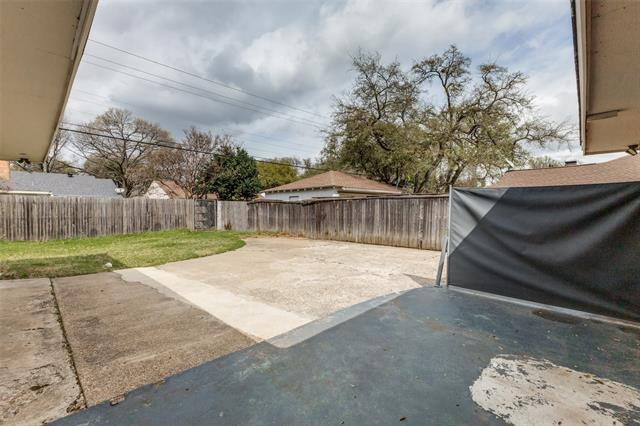 Building Photo - 10535 Chesterton Dr