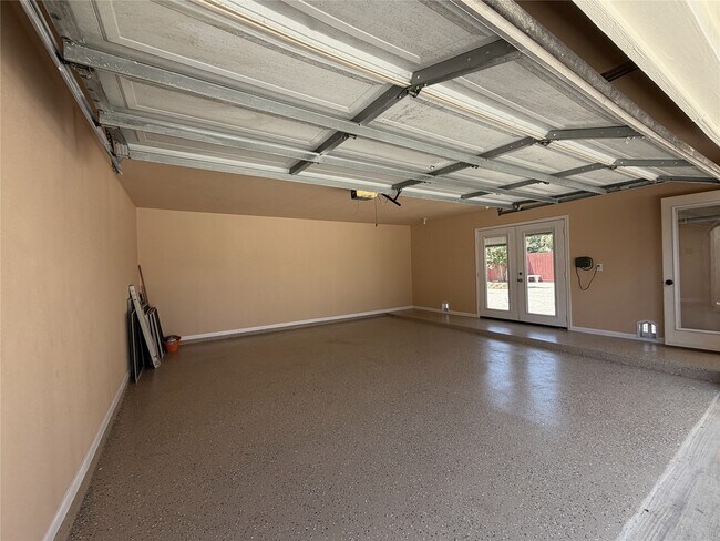 Building Photo - 3822 Shady Harbor Dr