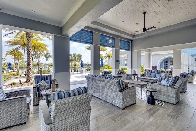 Building Photo - 8066 Redonda Lp