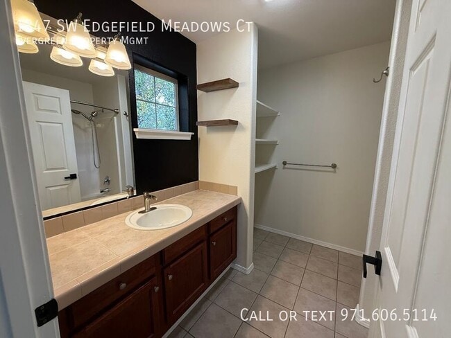 Building Photo - 1347 SW Edgefield Meadows Terrace