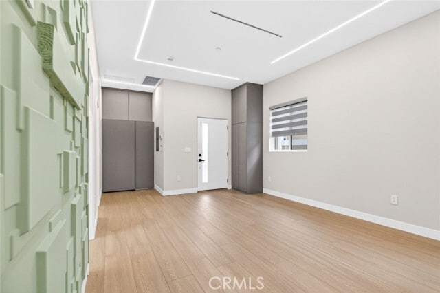 Building Photo - 9943 Provo Ave