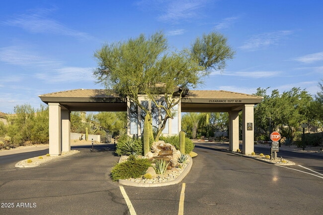 Building Photo - 11489 E Raintree Dr