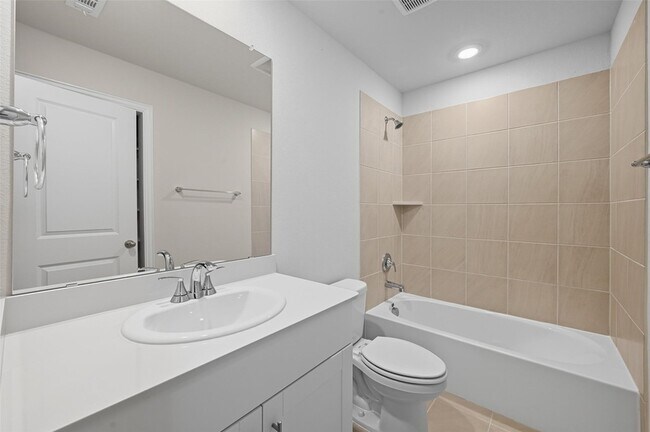 Building Photo - 6605 Creek Edge Cir