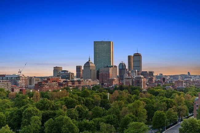 Building Photo - 21 Beacon St