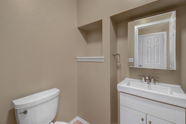 Building Photo - 3bd/2.5ba Snoqualmie Townhome