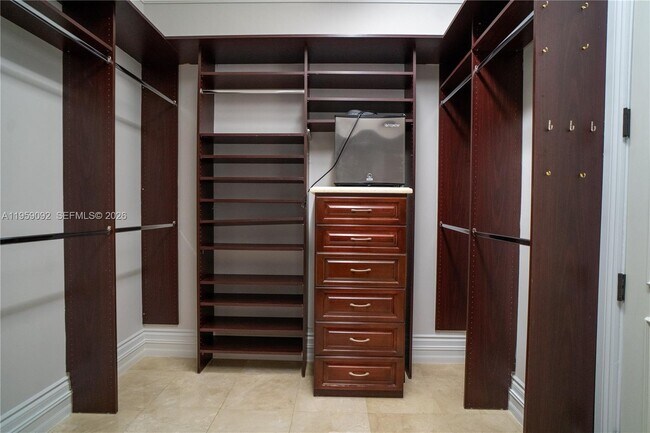 Building Photo - 6450 SW 126th Street Rd