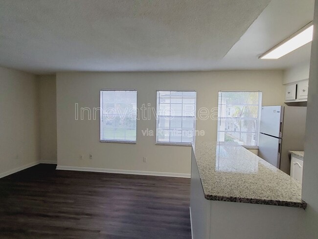 Building Photo - 5250 Davisson Ave