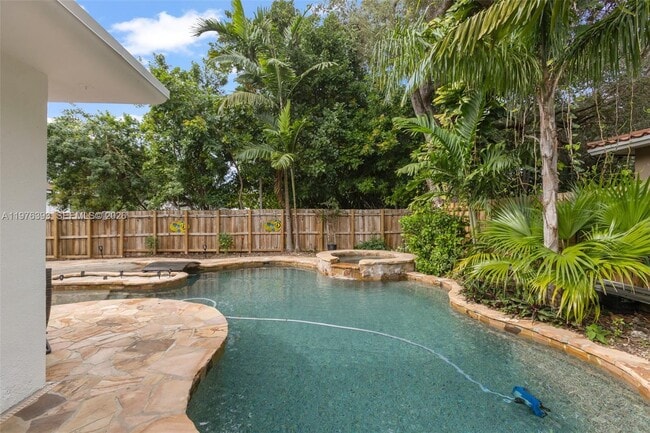 Building Photo - 8700 N Miami Ave