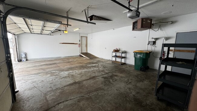 Building Photo - 8700 Loch Lomond Blvd