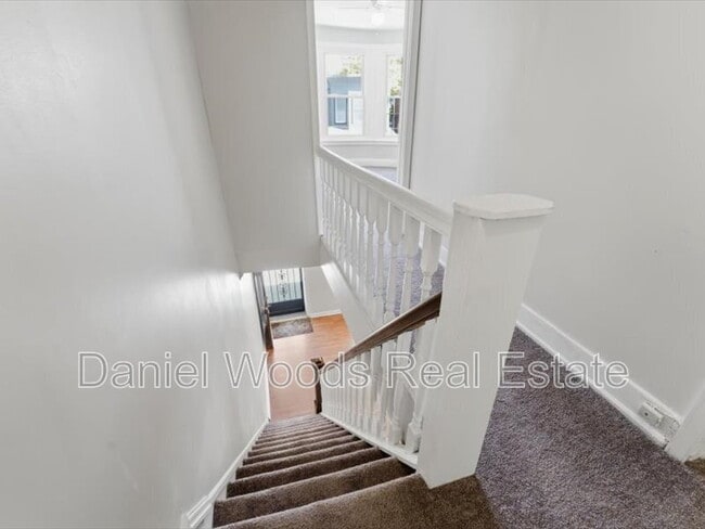 Building Photo - 5538 Walton Ave