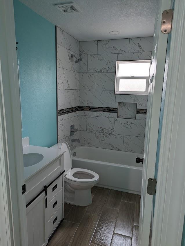 Building Photo - 2010 Seminole Blvd S