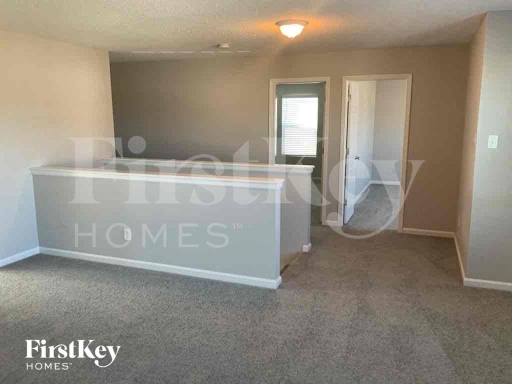 Building Photo - 12515 Teacup Way