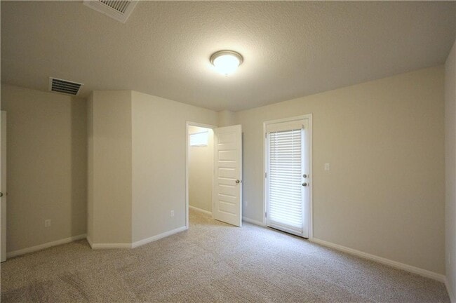 Building Photo - 1732 Fountain Bridge Dr