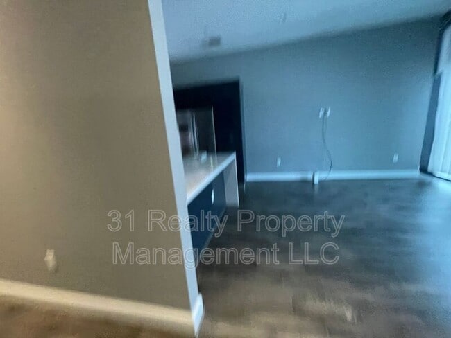 Building Photo - 1211 Caroline St