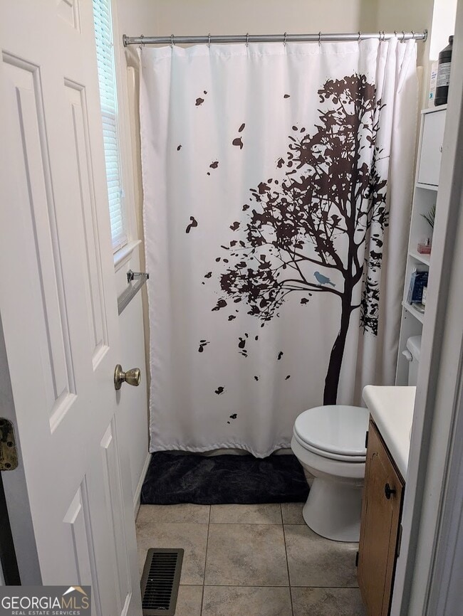 Building Photo - 1010 Cherokee Cir