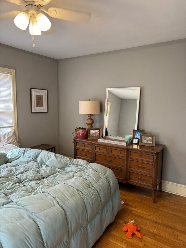 Building Photo - 207 Gran Ellen