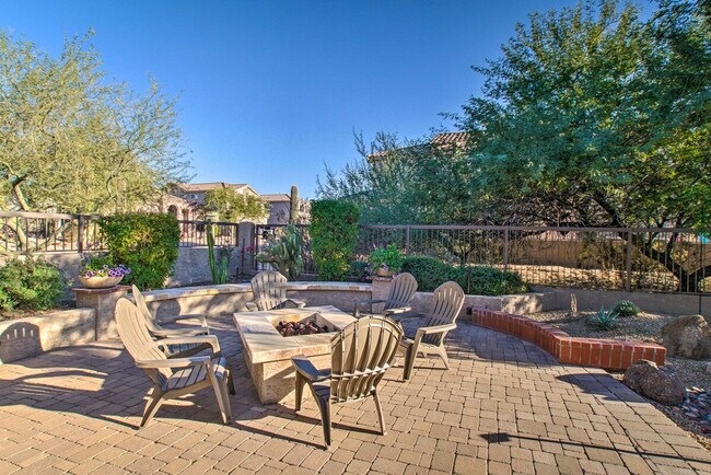 Building Photo - 3055 N Red Mountain