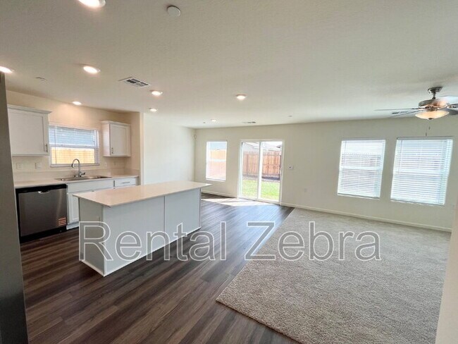 Building Photo - 4064 Cinnabar Ct