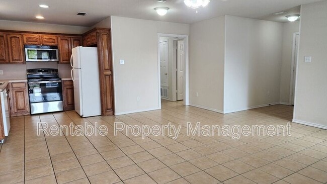 Building Photo - 118 Stagecoach Trail