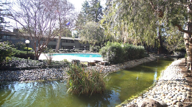 Building Photo - 150 Saratoga Ave