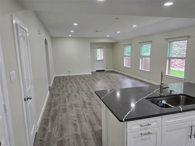 Building Photo - 1013 Riverstone Trl