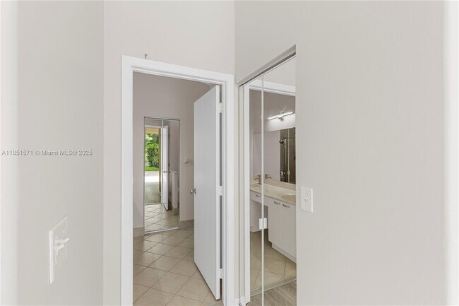 Building Photo - 363 NW 158th Ave