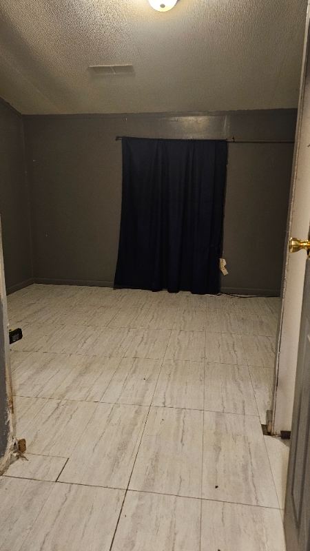 Building Photo - 101 W Apple Blossom Ln