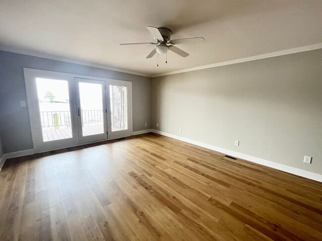 Building Photo - 110 N Water St